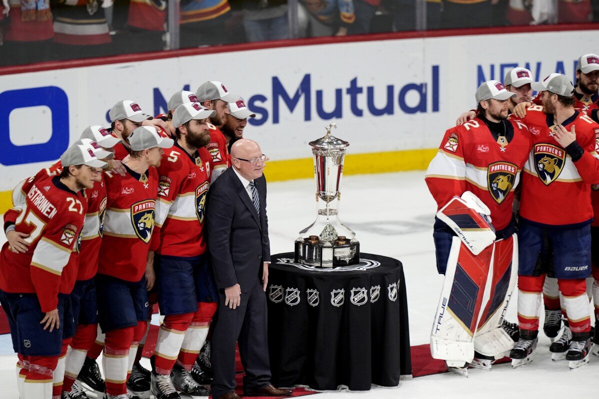 豹和星辰获得2023-24赛季NHL顶尖媒体关系团队迪克·迪尔曼奖